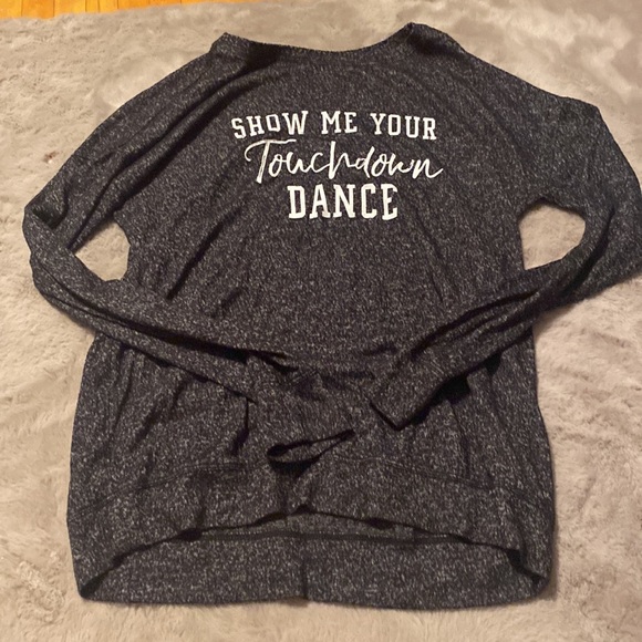 Bundle of Womens Long Sleeves! Many all Xs but all sizes are in the description - Picture 3 of 10